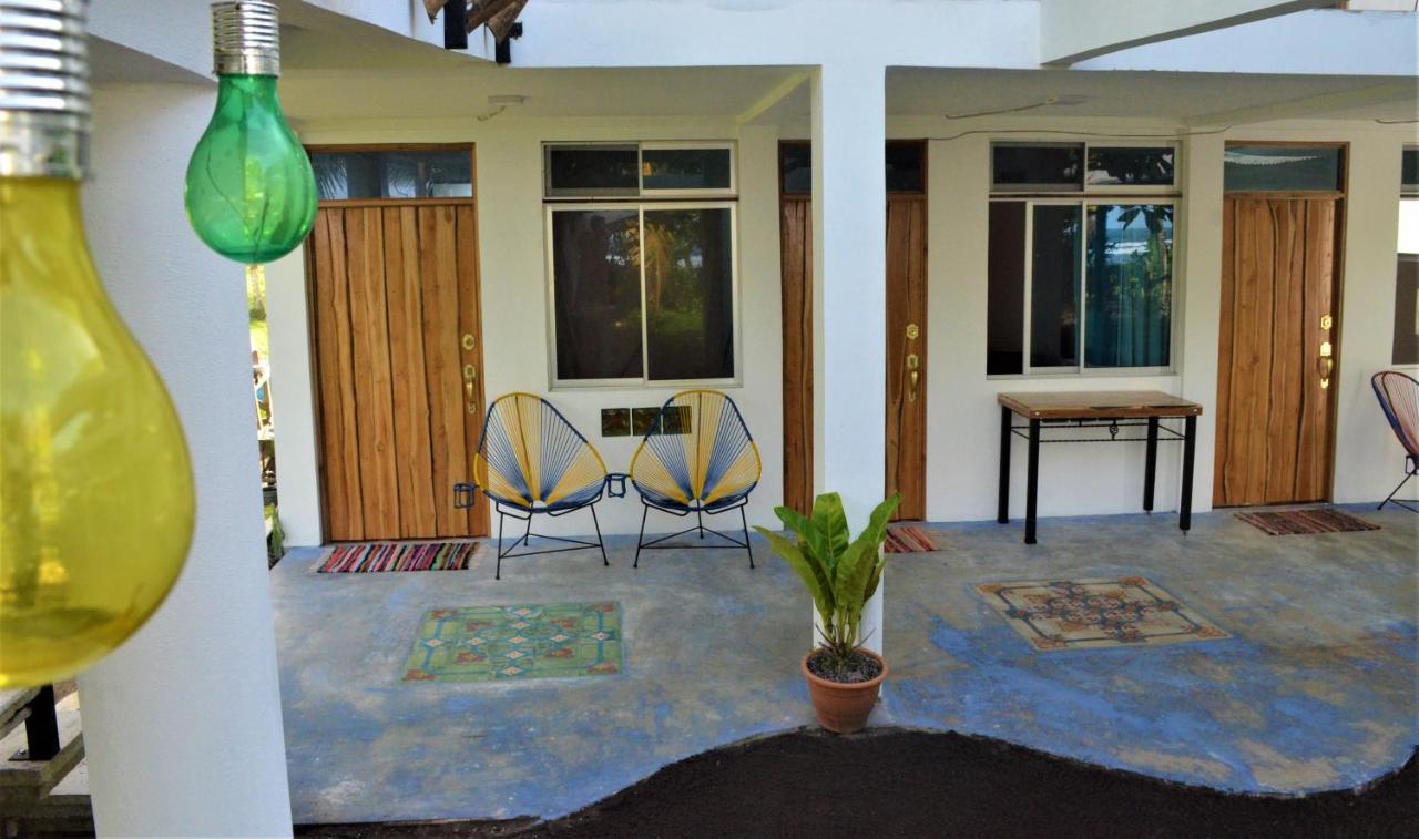 Hotel Pura Natura Beachfront Tortuguero Exterior photo