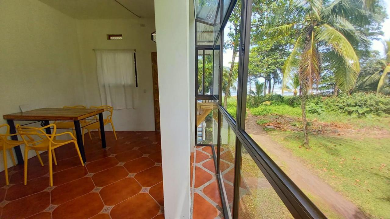 Hotel Pura Natura Beachfront Tortuguero Exterior photo