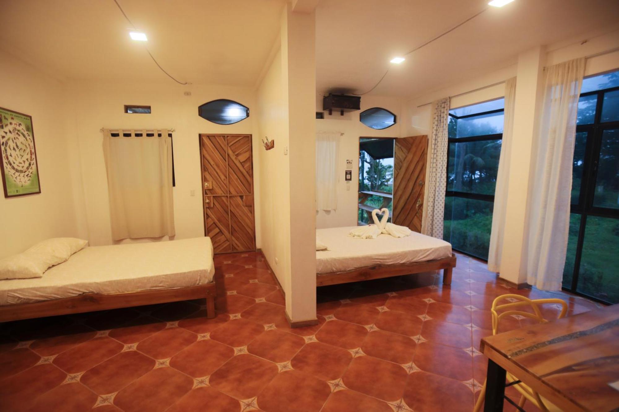 Hotel Pura Natura Beachfront Tortuguero Exterior photo